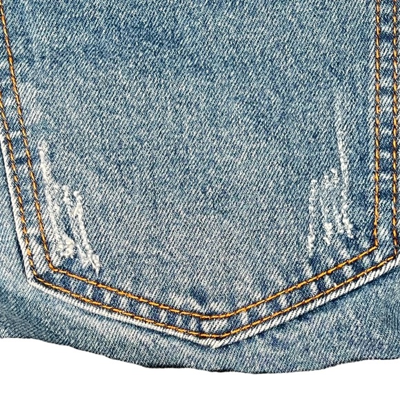 Forever 21 High Rise Distressed Button Fly Medium Wash Jean Shorts Size … - Picture 8 of 11